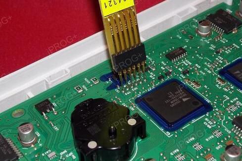 Sonden Adapter für In-Circuit Steuergeräte mit Xprog